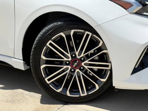 Used 2024 Kia Forte GT FWD image 2