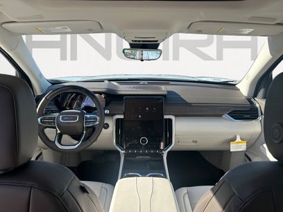 New 2026 GMC Acadia Denali w/ Super Cruise Package