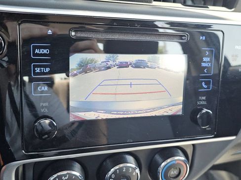 Used 2017 Toyota Corolla L w/ Carpet Mat Package (TMS) FWD image 8