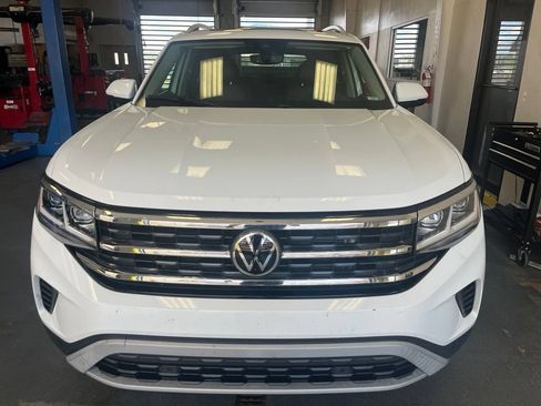 Used 2021 Volkswagen Atlas SEL AWD/4WD image 14