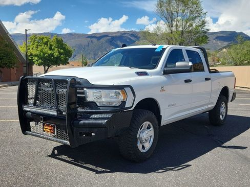 Used 2021 RAM 3500 Tradesman w/ Safety Group AWD/4WD image 4