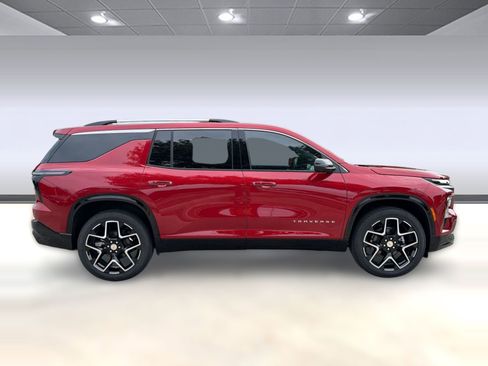 New 2026 Chevrolet Traverse High Country FWD image 7