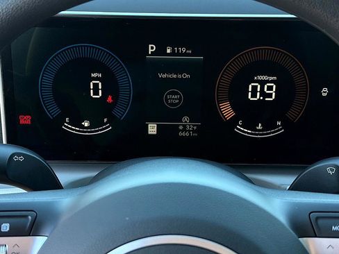 Certified 2025 Hyundai Tucson SEL image 12