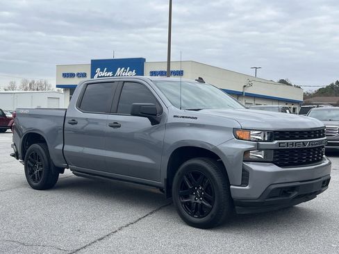 Used 2022 Chevrolet Silverado 1500 Custom w/ LPO, Blackout Package image 24