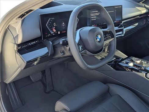Certified 2026 BMW 530i w/ Premium Package image 10