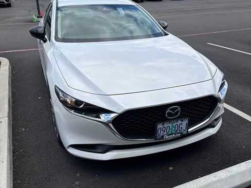 Used 2023 MAZDA MAZDA3 s FWD image 3