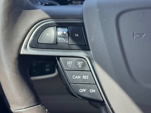 Used 2020 Lincoln Nautilus Reserve AWD/4WD image 21