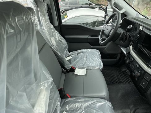 New 2025 Ford F250 XL w/ XL Chrome Package image 16