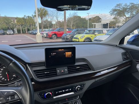 Used 2020 Audi Q5 2.0T Premium image 28