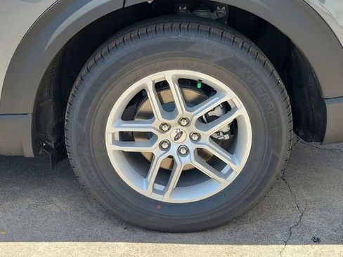 New 2026 Ford Explorer Active image 18