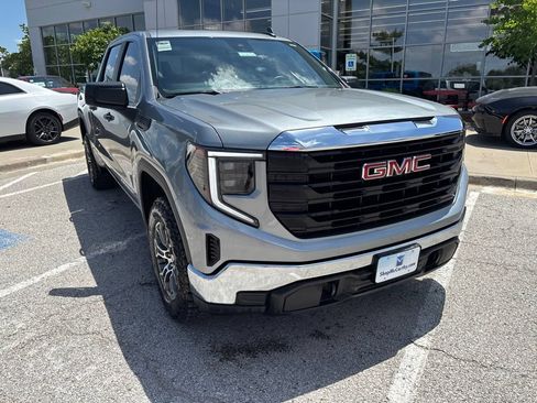 Used 2024 GMC Sierra 1500 Pro w/ Pro Value Package AWD/4WD image 8