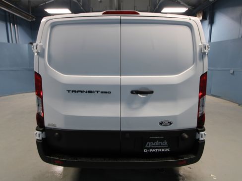 New 2026 Ford Transit 250 Low Roof RWD image 22