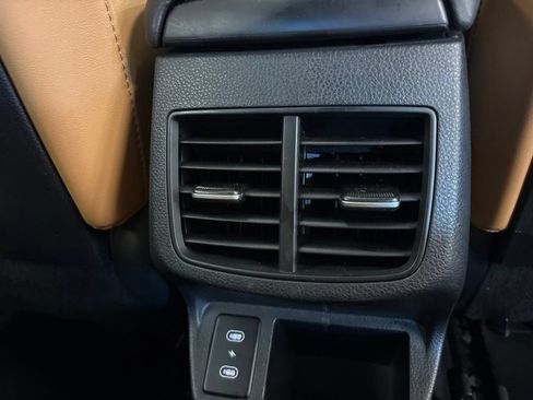 Certified 2024 Kia Seltos EX AWD/4WD image 18