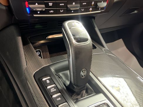 Used 2019 Maserati Levante image 22