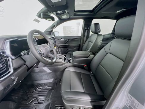 New 2026 GMC Canyon Elevation w/ Convenience Package image 18