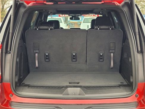 Used 2023 GMC Yukon SLT image 8