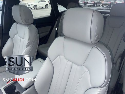 Used 2023 Audi Q5 2.0T Premium w/ Convenience Package image 40