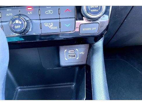 Certified 2024 Jeep Compass Limited AWD/4WD image 32