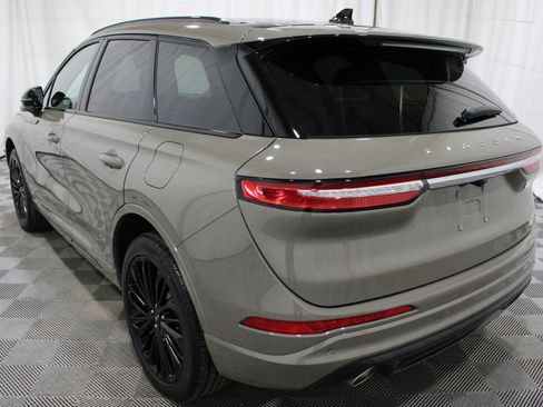 Used 2025 Lincoln Corsair Reserve w/ Jet Appearance Package AWD/4WD image 31