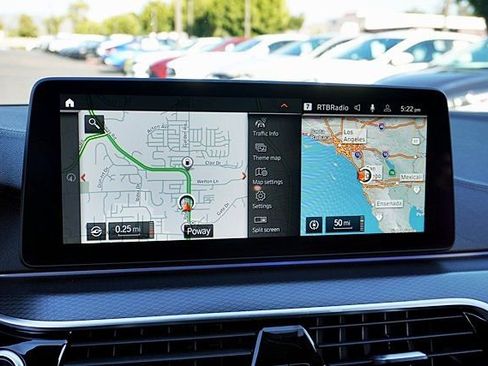 Used 2023 BMW M550i xDrive w/ Shadowloine Package AWD/4WD image 28