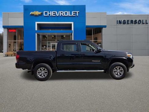 Used 2021 Toyota Tacoma SR AWD/4WD image 27