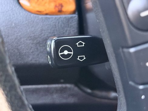 Used 2002 BMW X5 3.0i AWD/4WD image 37
