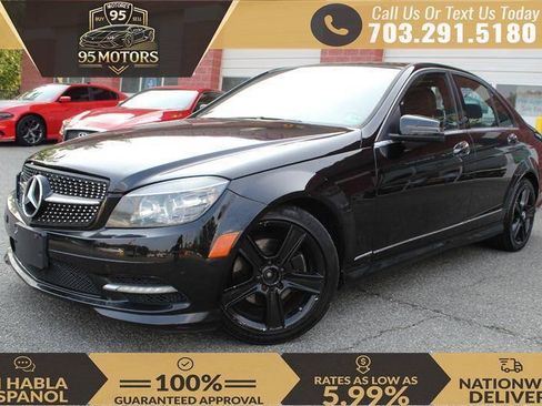 Used 2011 Mercedes-Benz C 300 4MATIC Sedan image 1