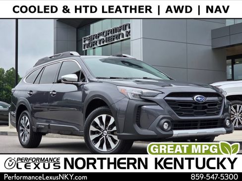 Used 2023 Subaru Outback Touring AWD/4WD image 1