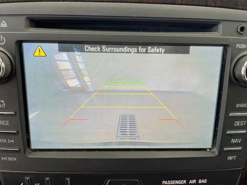 Used 2016 Chevrolet Traverse LT AWD/4WD image 11