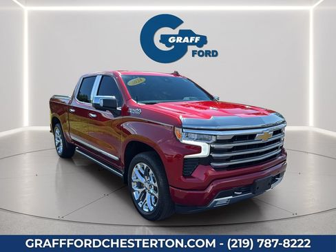 Used 2024 Chevrolet Silverado 1500 High Country w/ High Country Premium Package AWD/4WD image 4