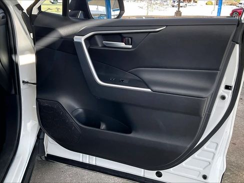 Used 2024 Toyota RAV4 XLE Premium image 23