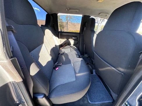 Used 2008 Chevrolet Colorado LT image 13