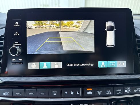 Used 2026 Honda Odyssey Elite image 24