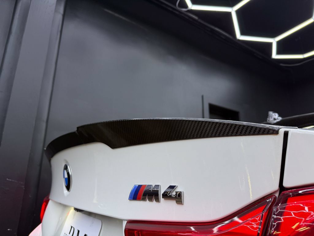Used 2018 BMW M4 Coupe RWD image 26