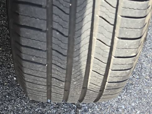 Used 2019 Subaru Ascent Touring AWD/4WD image 11