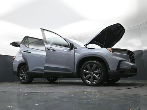 Used 2023 Honda Pilot Sport image 30