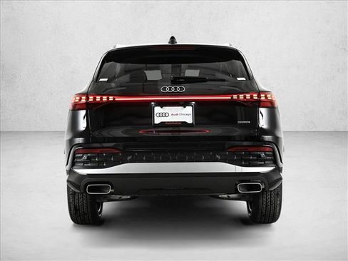 Certified 2025 Audi Q5 Premium w/ Convenience Package AWD/4WD image 7
