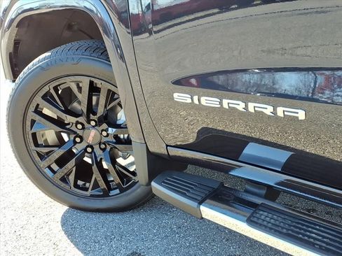 New 2026 GMC Sierra 1500 SLT w/ SLT Premium Package image 6