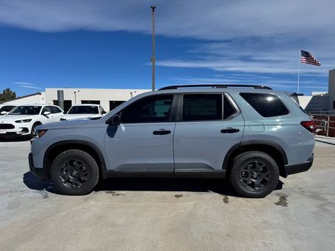 New 2026 Honda Pilot TrailSport image 5