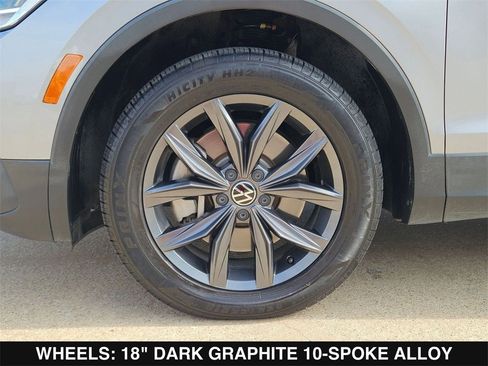 Used 2022 Volkswagen Tiguan SE image 35
