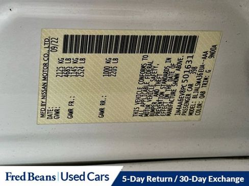 Used 2023 Nissan Maxima SR w/ Sport Mat Group FWD image 41