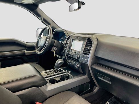 Used 2018 Ford F150 XLT w/ Equipment Group 302A Luxury AWD/4WD image 29