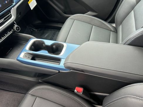 New 2026 Chevrolet Equinox EV LT AWD/4WD image 18