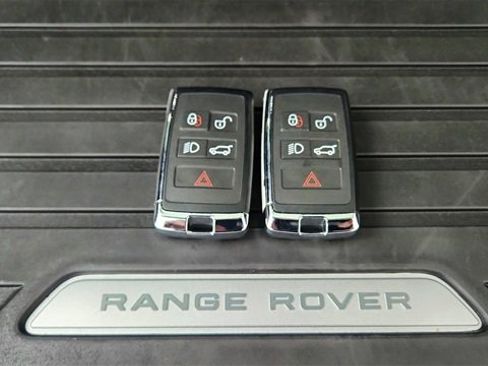 Used 2025 Land Rover Range Rover Sport Dynamic SE image 62