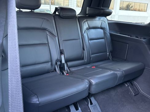 New 2026 Lincoln Navigator Reserve w/ Jet Appearance Package AWD/4WD image 18