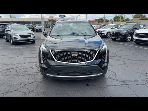 Used 2023 Cadillac XT4 Premium Luxury AWD/4WD image 3