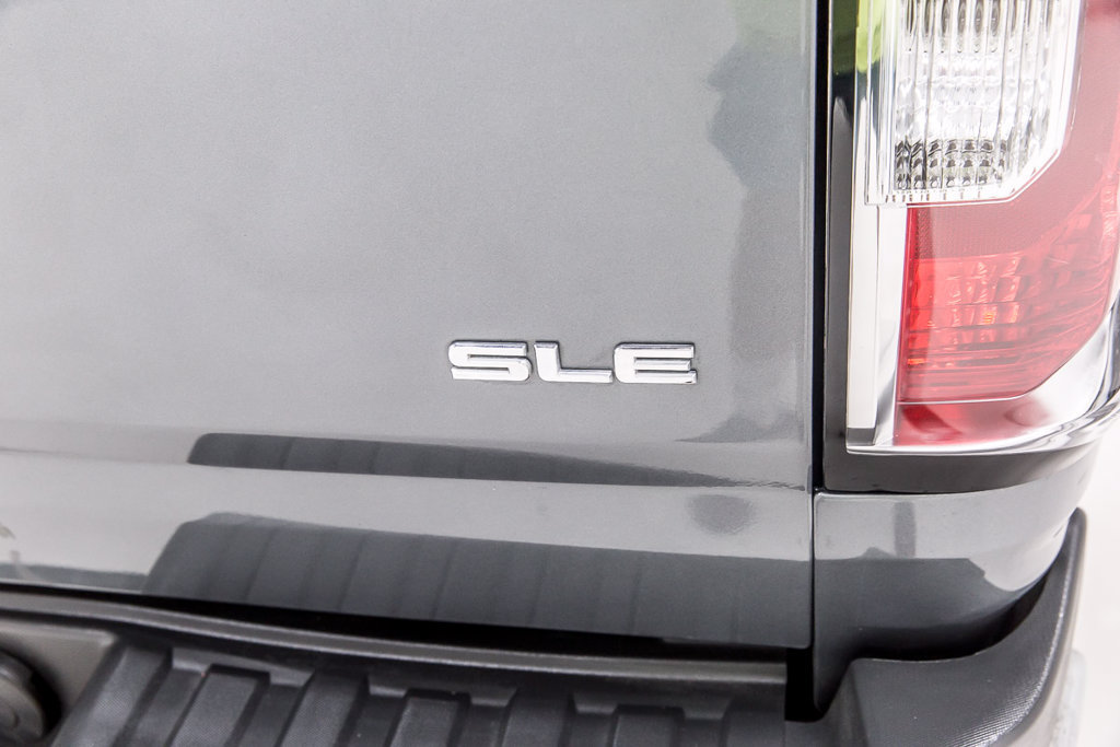 Used 2020 GMC Canyon SLE w/ Elevation Edition RWD image 8