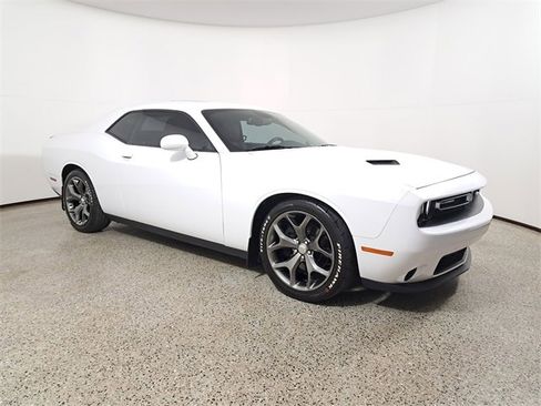 Used 2015 Dodge Challenger SXT Plus w/ Sound Group II image 5