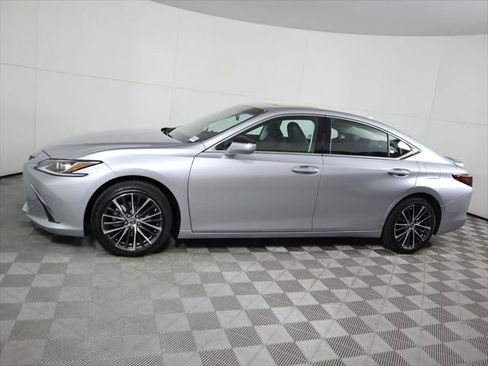 Certified 2025 Lexus ES 300h w/ Premium Package FWD image 8