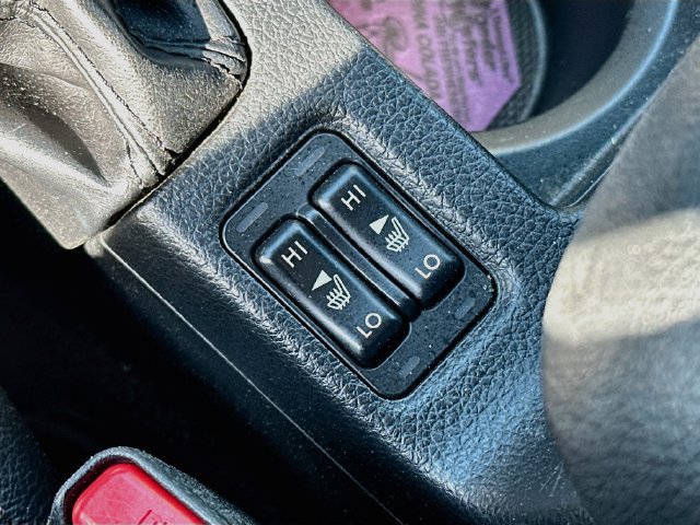 Used 2014 Subaru Impreza 2.0i Premium w/ All-Weather Package w/CVT AWD/4WD image 19